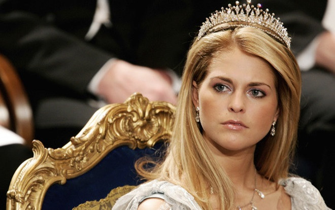 Điểm danh những nàng công chúa đời thực vừa xinh đẹp vừa có thành tích học tập đáng ngưỡng mộ Ảnh 2