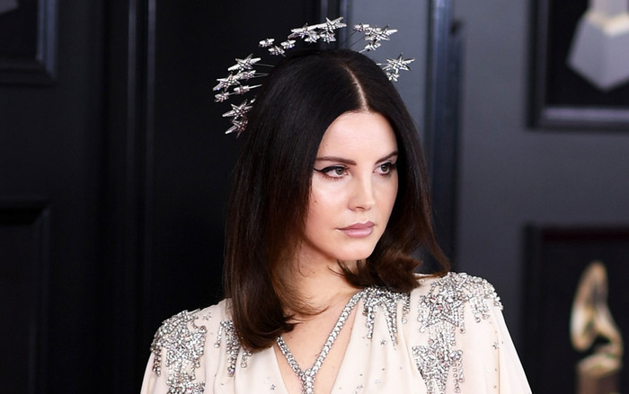 Album mới nhất của Lana Del Rey đã hoàn tất, tuy nhiên nàng lại tỉnh bơ ngày đưa lên kệ Ảnh 2