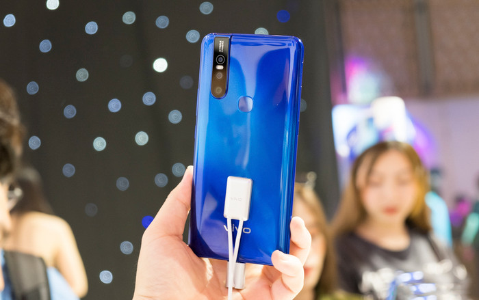 Vivo V15 ra mắt tại Việt Nam: Thiết kế toàn màn hình, camera selfie 'tàng hình' độc đáo 32MP Ảnh 2