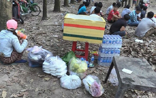 Phát hiện 39 người tổ chức đánh bạc ăn thua bằng hình thức đánh tài xỉu và đá gà Ảnh 2