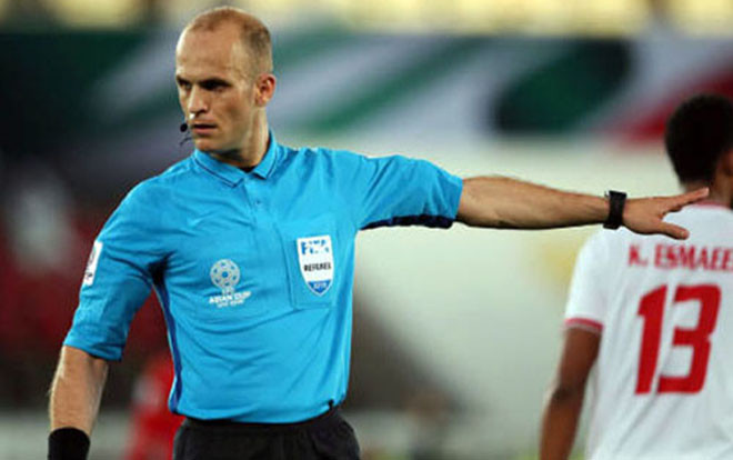 Trọng tài gây tranh cãi bắt trận mở màn của U23 Việt Nam Ảnh 2