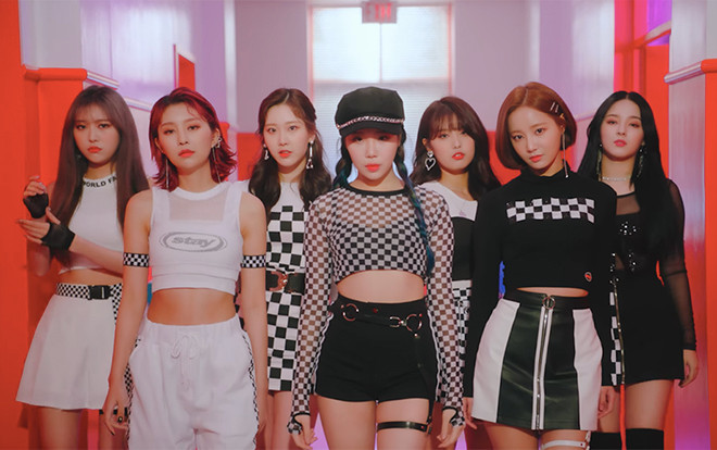 Momoland một lần nữa bị tố đạo nhạc: 'I'm So Hot' giống đến 90% một bài hát phát hành năm 2015 Ảnh 2