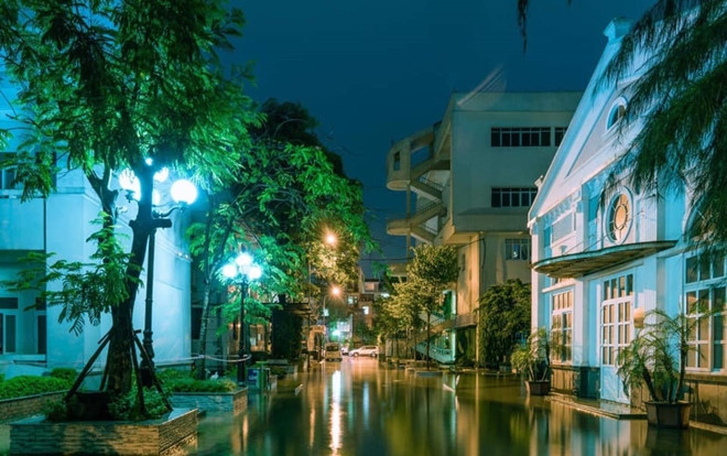 'Soi' từng góc cảnh ĐH Văn hóa đẹp như xứ sở thần tiên trong bộ ảnh Hiệu trưởng trường phối sáng cực khác lạ Ảnh 2