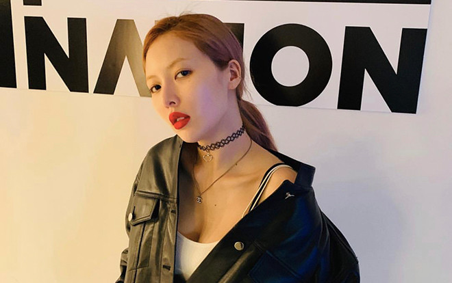 Bức ảnh chụp đầu gối gây tranh cãi của HyunA: Hiếm khi netizen Hàn lại bênh vực cô nàng như thế Ảnh 2