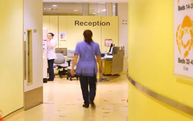 Người phụ nữ tố bị nhân viên bệnh viện cưỡng bức tập thể sau khi tiêm thuốc an thần Ảnh 2