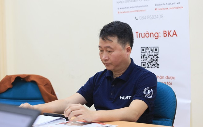 '500-700 triệu/ năm nghe nhiều đó nhưng tôi thấy nhiều sinh viên Bách khoa học lĩnh vực công nghệ thông tin có thu nhập còn cao hơn' Ảnh 2
