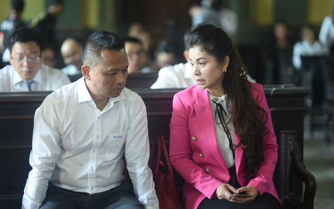 2.100 tỉ 'bốc hơi' trong tài khoản bà Lê Hoàng Diệp Thảo: 'Không phải tài sản chung cũng không phải tài sản riêng' Ảnh 2