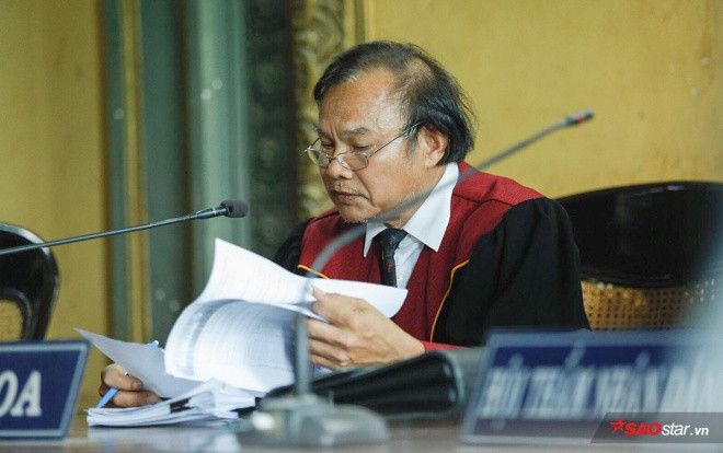 HOT: Vụ ly hôn nghìn tỷ của vợ chồng vua cafe - Tòa tuyên chia tài sản theo tỷ lệ 4:6, giao cổ phần của bà Thảo cho ông Vũ Ảnh 2