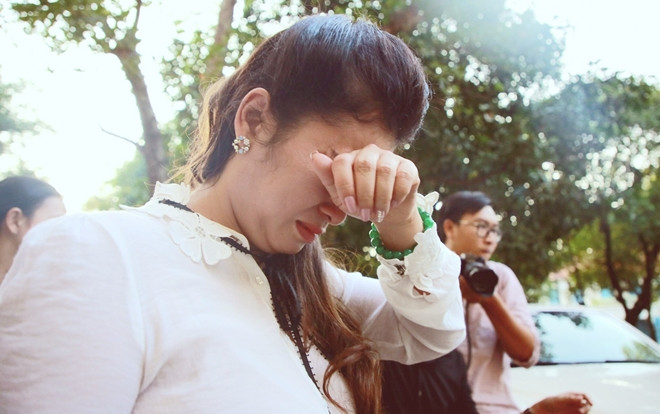 Được chia 3.000 tỷ nhưng không nắm cổ phần Trung Nguyên, bà Thảo bật khóc than 'quá bất công với 5 mẹ con tôi' Ảnh 2