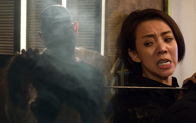 Review 'Chị Mười Ba - Phần kết Thập Tam Muội': Cú lừa ngoạn mục thay đổi 'lá bài chức năng' cả giới giang hồ Ảnh 2