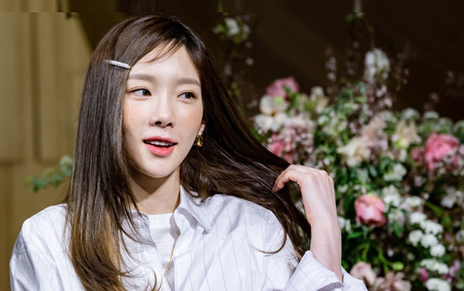 Mấy ai được như Taeyeon, tuổi 30 vẫn như nữ sinh với combo kẹp tóc và áo sơ mi trắng Ảnh 2