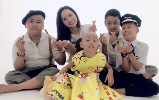 Hoa hậu Hương Giang 'bí mật' thực hiện dự án mới cho những em bé mắc bệnh ung thư Ảnh 2