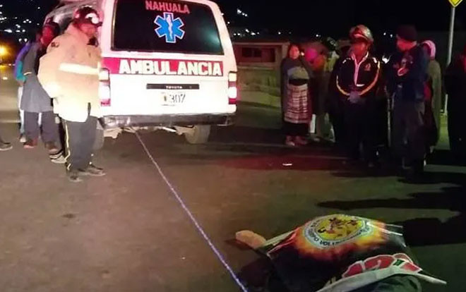 Đứng xem tai nạn trên đường cao tốc, 32 người bị xe tải tông chết Ảnh 2