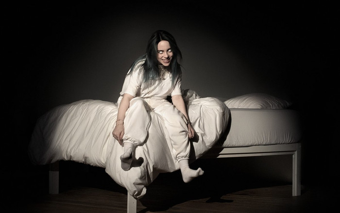 Lên kệ chưa đến 12 tiếng, album đầu tay của Billie Eilish xác lập kỉ lục lớn: Đoán xem? Ảnh 2