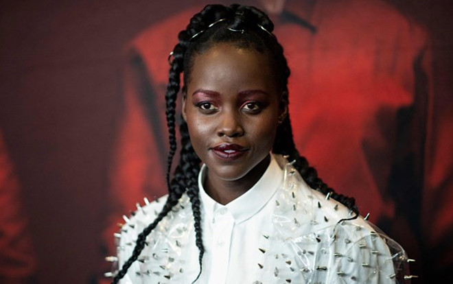 Bị cộng đồng người khuyết tật chỉ trích dữ dội, Lupita Nyong’o của 'Us - Chúng ta' phải lên tiếng xin lỗi Ảnh 2