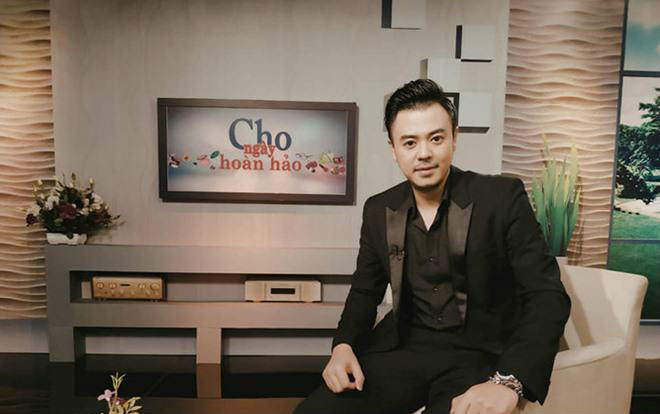 MC Tuấn Tú quay trở lại VTV sau 5 năm 'lui về ở ẩn', ngoại hình mới của anh mới là điều khiến khán giả bất ngờ Ảnh 2