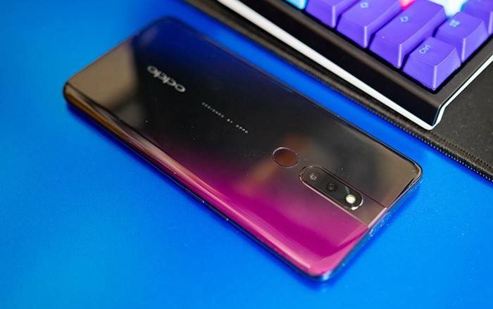 4 smartphone có thiết kế chuyển màu đẹp xuất sắc đang bán tại Việt Nam Ảnh 2