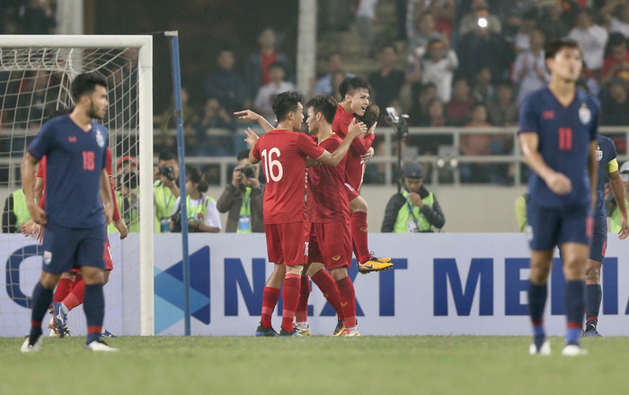 ĐT Việt Nam tăng giá vù vù: Quang Hải, Văn Hậu vươn lên bằng Công Phượng Ảnh 2