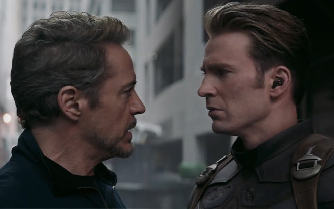 'Avengers: Endgame' tung trailer mới: Cái bắt tay lịch sử của Iron Man và Captain America, lộ diện Spider-man và Thanos Ảnh 2