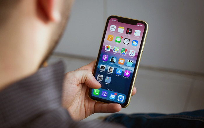 Thông tin mới được tiết lộ về iPhone 2020 khiến người hâm mộ Apple bồn chồn không yên Ảnh 2