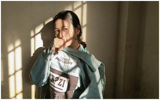 Đỉnh cao của sống ảo: Chỉ cần nắng vàng rọi qua khung cửa sổ cũng đã có trăm tấm ảnh sang-xịn-mịn Ảnh 2