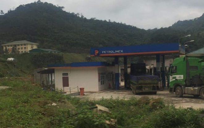 Phát hiện nam nhân viên cây xăng chết trong tư thế treo cổ Ảnh 2