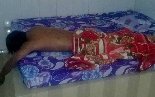 Tá hỏa phát hiện người đàn ông tử vong bất thường trong tư thế nằm sấp ở phòng trọ Ảnh 2