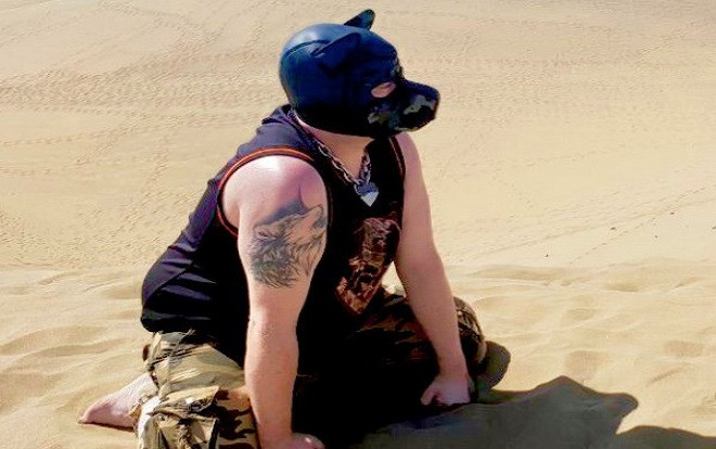 Kỳ lạ người đàn ông muốn sống như một chú chó Ảnh 2