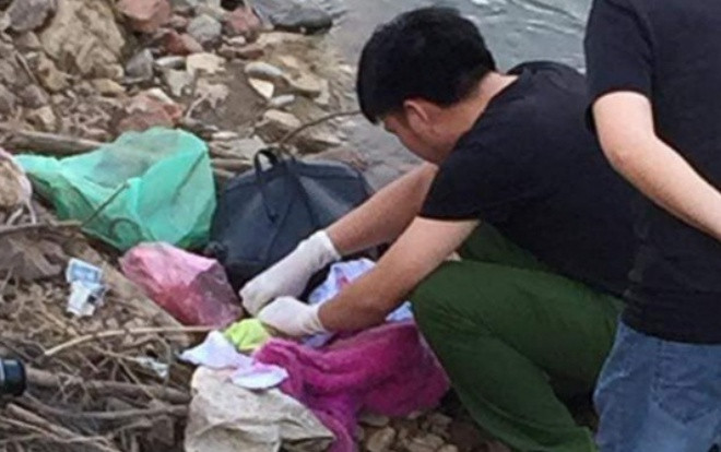 Công an rà soát nhiều phụ nữ mang bầu và mới sinh tìm nhân thân bé trai nghi bị sát hại chôn vùi thi thể trước cửa nhà kho Ảnh 2