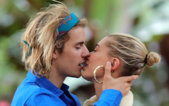 Tạm ngưng sự nghiệp ca hát, Justin Bieber đang hóa nhà thơ? Ảnh 2