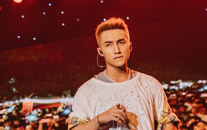 Ra mắt đã khá lâu, 'Không phải dạng vừa đâu' của Sơn Tùng vẫn là MV one-shot được độc giả yêu thích nhất! Ảnh 2