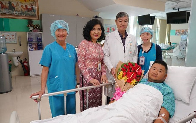 Cứu sống du khách người Úc suýt đột tử khi vừa đáp xuống sân bay Tân Sơn Nhất Ảnh 2