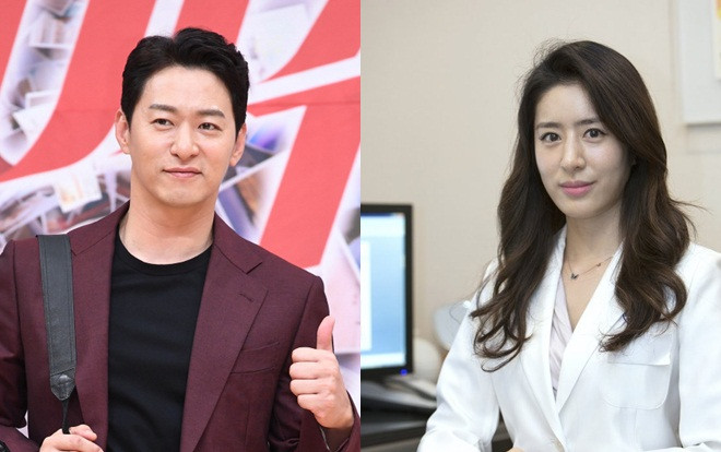Sao 'Hoàng hậu Ki' Joo Jin Mo cưới bác sĩ nữ thần kém 10 tuổi, K-net: Anh không xứng! Ảnh 2