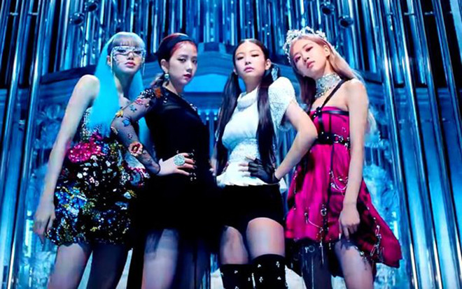 Vừa tung bộ goodie 'cộp mác' hình BLACKPINK, YG bị fan chê bai 'thậm tệ' chẳng khác gì 'đồ chợ' Ảnh 2