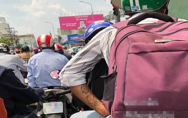 Cư dân mạng thích thú với hình xăm Doraemon của chàng trai 'hổ báo trường mẫu giáo' Ảnh 2