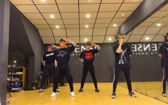 Dance cover 'Kill This Love' (BlackPink), Uni5 khiến fan 'ngã ngửa': 'Cứ nghĩ các anh ngầu lắm!' Ảnh 2