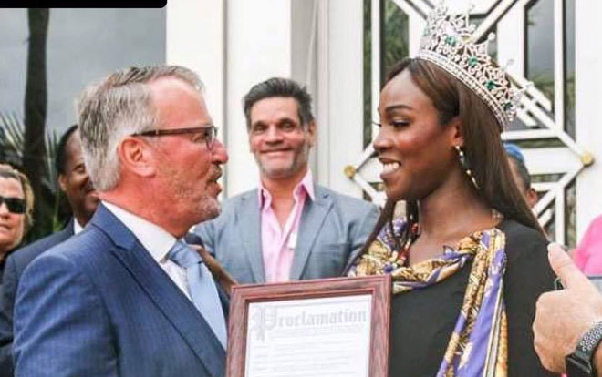 Vượt qua Hương Giang, hoa hậu kế nhiệm được ‘chính quyền cấp cao' tưởng thưởng tại Orlando - Hoa Kỳ Ảnh 2