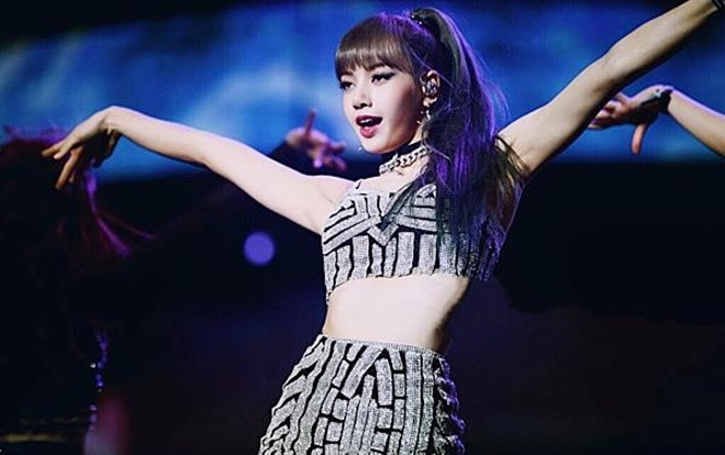 BLACK PINK có thể bị BTS cướp mất kỷ lục triệu view, nhưng kỷ lục Instagram của Lisa thì đố ai sánh bằng đấy? Ảnh 2