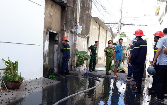 Cháy Khu tập thể ngân hàng, một người phụ nữ tử vong ở cửa thoát hiểm Ảnh 2