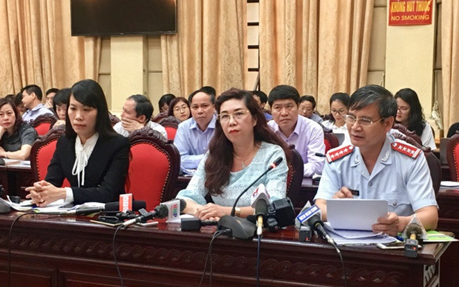 Sữa học đường 17 vi chất làm 'nóng' giao ban báo chí Thành ủy Hà Nội Ảnh 2