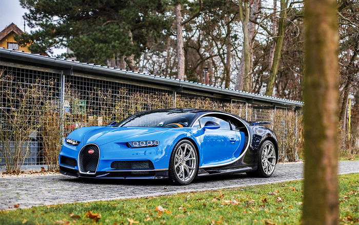 Đại gia chi 115 tỷ mua siêu xe Bugatti Chiron nhưng chỉ được ngắm mà không thể lái ra đường vì lý do không tưởng Ảnh 2