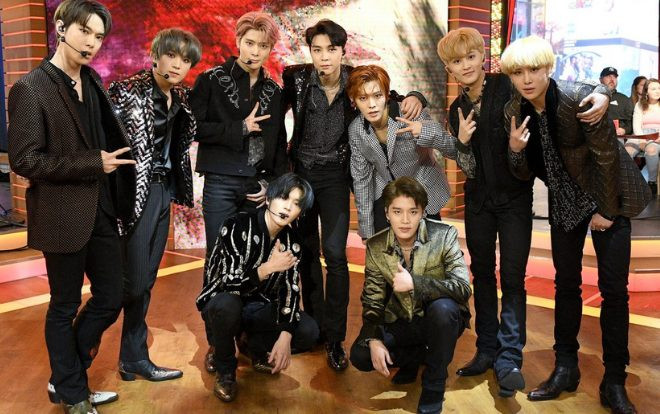 Sau BTS, Blackpink, NCT 127 chào sân GMA với hàng loạt item đắt đỏ toát mồ hôi hột Ảnh 2