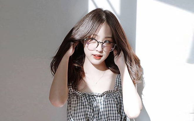 Hà Nội 36ºC - Sài Gòn 40ºC: 5 cách giải cứu mái tóc bết dầu- mướt mồ hôi cho các nàng cực hay Ảnh 2