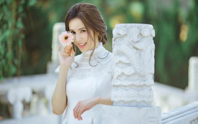 Lý Nhược Đồng lại gây xôn xao cộng đồng mạng vì nhan sắc trẻ trung không thể tin nổi ở tuổi 45 Ảnh 2