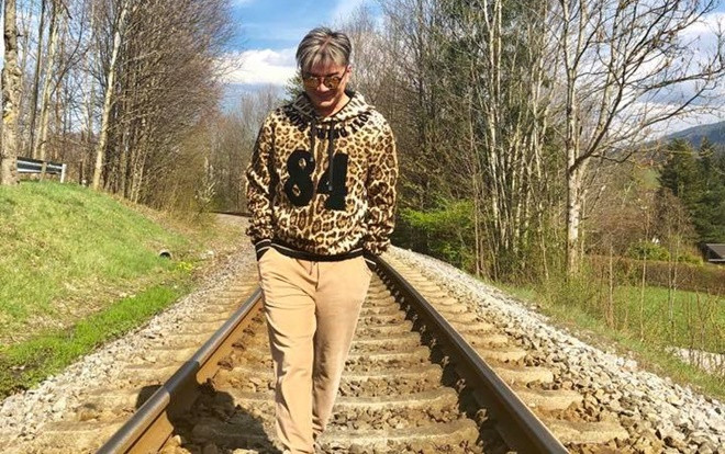 Từ con số 37 hai năm trước, Đàm Vĩnh Hưng tăng lên thành 40 tiêu chí để chọn người yêu Ảnh 2