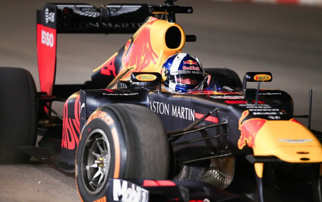 Sơn Tùng MTP 'đốt cháy' sự kiện ra mắt Giải đua xe công thức 1 lần đầu tiên tại Việt Nam Ảnh 2