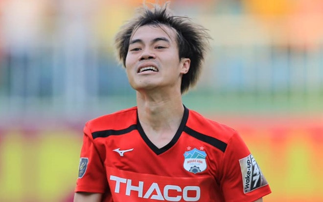 HLV Dương Minh Ninh 'hết phép', HAGL thua tan nát đội áp chót V.League Ảnh 2