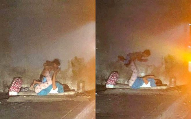 Người mẹ nghèo bày trò bập bênh, vui đùa cùng con trước giấc ngủ gầm cầu: ‘Tuổi thơ hạnh phúc là khi mẹ cạnh con…’ Ảnh 2