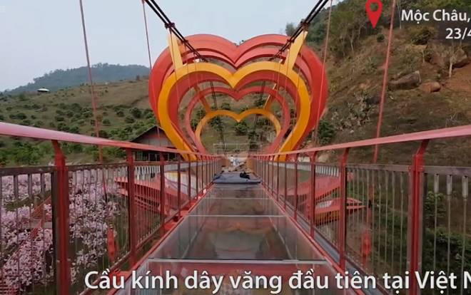 Cầu kính 5D cao 22 m đầu tiên tại Việt Nam Ảnh 2