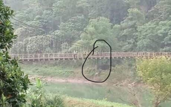 Nam thanh niên hỏi ‘có cây cầu nào gần đây không’ rồi ra treo cổ tự tử Ảnh 2